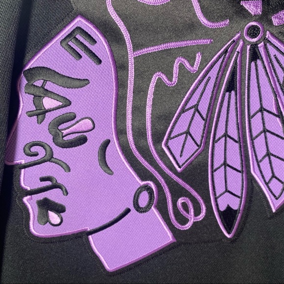 🆕 Adidas Blackhawks Athntc Jersey 'Fight Cancer' - Picture 3 of 9